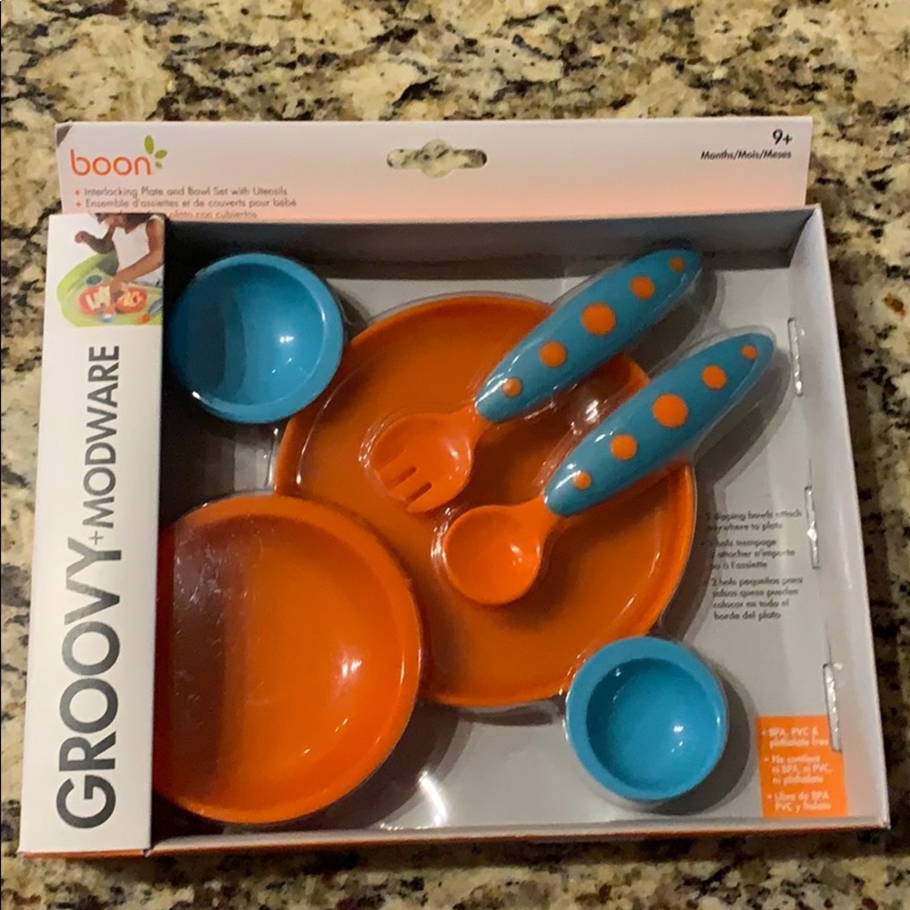 Plate & bowl & utensils. 9 months and up.